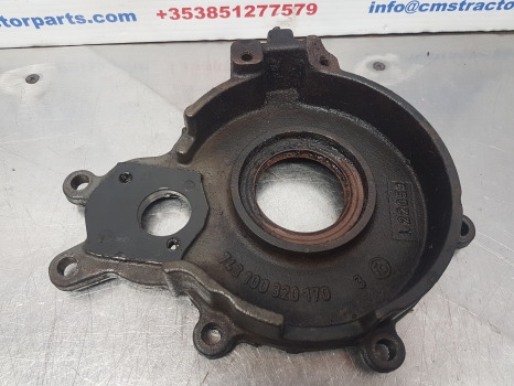 Fendt 724 S4, 714, 716, 718, 720, Fwd Pump Support Cover 743100320170 - Essieu avant: photos 3 Fendt 724 S4, 714, 716, 718, 720, Fwd Pump Support Cover 743100320170 - Essieu avant: photos 3