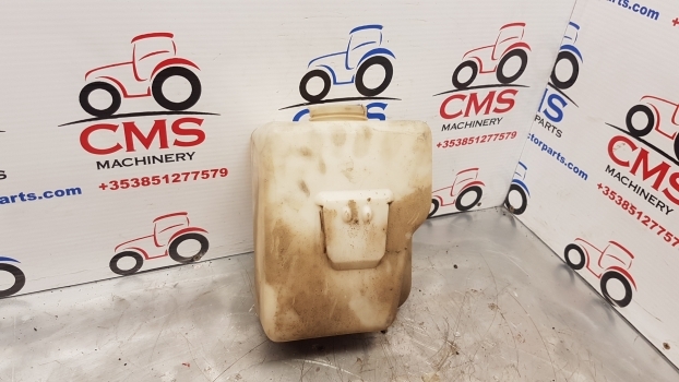 Fermec 750, 760, 860, 960, 965 Washer Reservoir Tank 6106429m91 - Carrosserie et extérieur pour Tractopelle: photos 1 Fermec 750, 760, 860, 960, 965 Washer Reservoir Tank 6106429m91 - Carrosserie et extérieur pour Tractopelle: photos 1