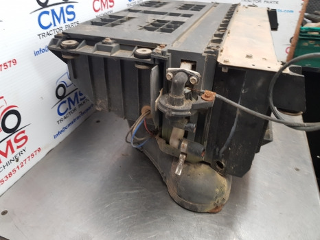 Fiat 130-90, 140-90, 180-90, 90, Heating System, Air Conditioning Assy 5113774 - Pièce de climatisation: photos 4 Fiat 130-90, 140-90, 180-90, 90, Heating System, Air Conditioning Assy 5113774 - Pièce de climatisation: photos 4
