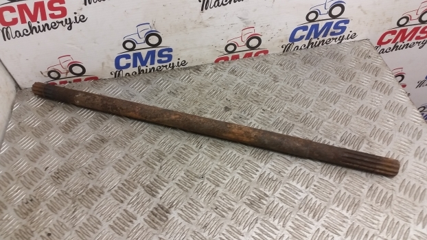 Fiat 70-90dt, 80-90dt, 72-93dt, 88-93dt 4wd Propeller Shaft 5121364 - Arbre à cardan pour Tracteur agricole: photos 1 Fiat 70-90dt, 80-90dt, 72-93dt, 88-93dt 4wd Propeller Shaft 5121364 - Arbre à cardan pour Tracteur agricole: photos 1
