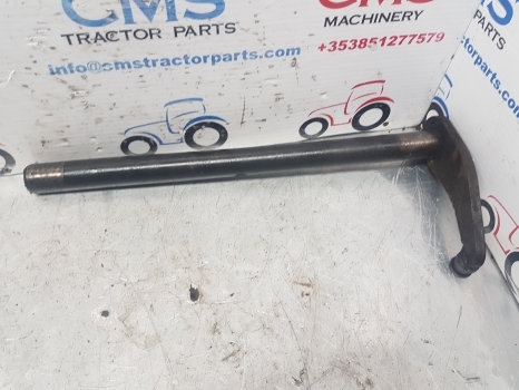 Fiat F Series F115, F120, F100, F130, F140 Clutch Control Lever Shaft 5156444 - Embrayage et pièces pour Tracteur agricole: photos 2 Fiat F Series F115, F120, F100, F130, F140 Clutch Control Lever Shaft 5156444 - Embrayage et pièces pour Tracteur agricole: photos 2