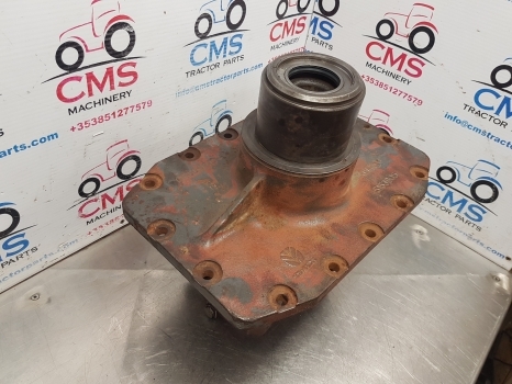 Fiat Ford 60, M, F, 8360 Front Axle Differential Cover Support 5154035, 5153805 - Différentiel pour Tracteur agricole: photos 2 Fiat Ford 60, M, F, 8360 Front Axle Differential Cover Support 5154035, 5153805 - Différentiel pour Tracteur agricole: photos 2