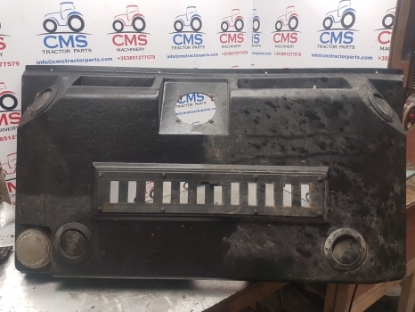 Ford 10 Series 5610, 6410, 6610, 6710 Lp Cab Interior Roof Panel E5nn94502b84aa - Cabine et intérieur pour Tracteur agricole: photos 1 Ford 10 Series 5610, 6410, 6610, 6710 Lp Cab Interior Roof Panel E5nn94502b84aa - Cabine et intérieur pour Tracteur agricole: photos 1