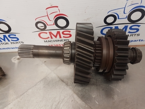 Ford 10 Series 6610 Gearbox Shaft Assy 83960002, E0nn7146ba, E0nn7k013 - Boîte de vitesse et pièces pour Tracteur agricole: photos 2 Ford 10 Series 6610 Gearbox Shaft Assy 83960002, E0nn7146ba, E0nn7k013 - Boîte de vitesse et pièces pour Tracteur agricole: photos 2