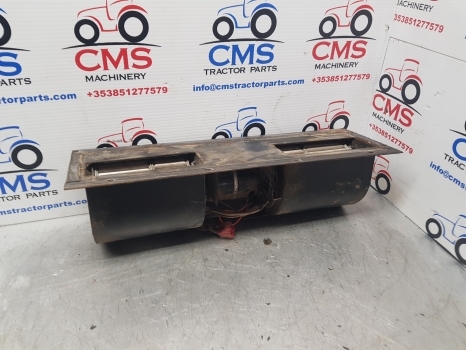 Ford 10, Tw, 600 Series Q Cab Fan Blow Motor E0nn18456ba21m, E0nn18456ba - Pulseur d'air habitacle pour Tracteur agricole: photos 1 Ford 10, Tw, 600 Series Q Cab Fan Blow Motor E0nn18456ba21m, E0nn18456ba - Pulseur d'air habitacle pour Tracteur agricole: photos 1