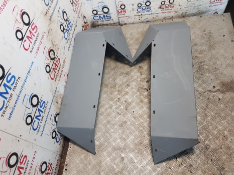 Aile Ford 30 Series 4630, 4830, 5030 Mudguard Fender Pair New Pair Of Mudguards: photos 6