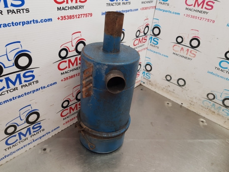 Ford 3000, 4000, 5000, 5100, 5200 Engine Air Filter Box, Oil Bath C5ne9600e - Système d'admission d'air: photos 2 Ford 3000, 4000, 5000, 5100, 5200 Engine Air Filter Box, Oil Bath C5ne9600e - Système d'admission d'air: photos 2