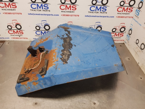Ford 40 Series 7840, 8240, 8340 Cab Mudguard Fender Panel Rear Lhs 82003109 - Aile: photos 1 Ford 40 Series 7840, 8240, 8340 Cab Mudguard Fender Panel Rear Lhs 82003109 - Aile: photos 1