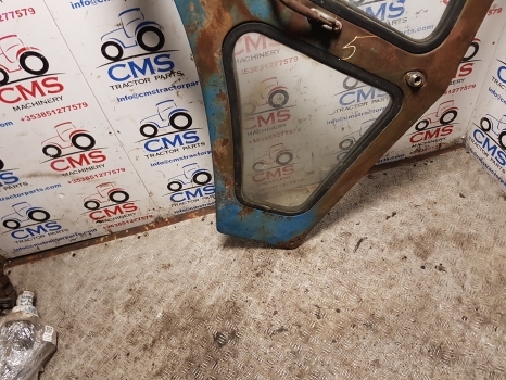 Portière et pièces pour Tracteur agricole Ford 4600, 7710, 6600 Tw20, Tw20 Q Cab Door Right Assembly D8nn9420124bc: photos 7