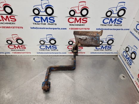 Ford 4610, 10 Series, Lp Cab Clutch Pedal D4nn2n002c - Pédale pour Tracteur agricole: photos 1 Ford 4610, 10 Series, Lp Cab Clutch Pedal D4nn2n002c - Pédale pour Tracteur agricole: photos 1