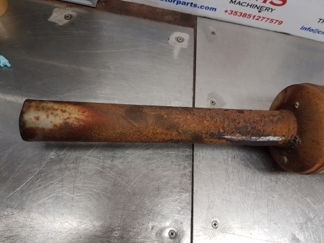 Ford 550, 555, 655 Muffler D9nn5230ha17m, D6nn5230f17m, 83954516 - Silencieux pour Tractopelle: photos 2 Ford 550, 555, 655 Muffler D9nn5230ha17m, D6nn5230f17m, 83954516 - Silencieux pour Tractopelle: photos 2