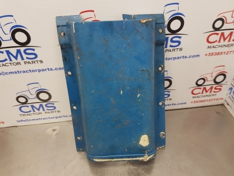 Ford 6610, 7710, 5610, 7410 Series Cab Steering Column Panel 83931786 - Cabine et intérieur pour Tracteur agricole: photos 1 Ford 6610, 7710, 5610, 7410 Series Cab Steering Column Panel 83931786 - Cabine et intérieur pour Tracteur agricole: photos 1