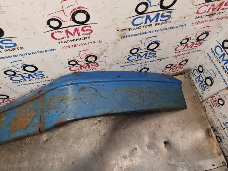 Ford 7840, 6640, 40 Series, Cab Mudguard Pair 82003106, 82003105 - Aile: photos 3 Ford 7840, 6640, 40 Series, Cab Mudguard Pair 82003106, 82003105 - Aile: photos 3