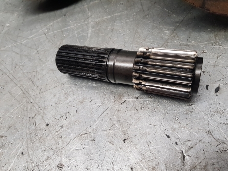 Ford 8530, 8630, Tw5, Tw15 Zf Apl355 Front Axle Hub Reduction Unit 4472454148 - Essieu avant pour Tracteur agricole: photos 5 Ford 8530, 8630, Tw5, Tw15 Zf Apl355 Front Axle Hub Reduction Unit 4472454148 - Essieu avant pour Tracteur agricole: photos 5