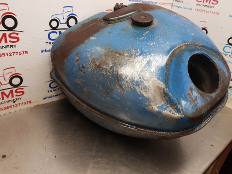 Ford Fordson Major, Super Major Fuel Tank Original E1addn9002b - Réservoir de carburant: photos 3 Ford Fordson Major, Super Major Fuel Tank Original E1addn9002b - Réservoir de carburant: photos 3