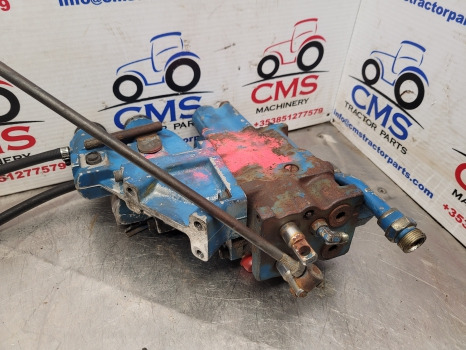 Ford New Holland Ts, 60, 10, 30, Tw, 40 Hydraulic Spool Valve Assy E9nnb950bb - Hydraulique: photos 5 Ford New Holland Ts, 60, 10, 30, Tw, 40 Hydraulic Spool Valve Assy E9nnb950bb - Hydraulique: photos 5