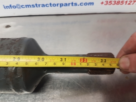 Ford New Holland Ts110, Ts And 40 Series 4wd Propeller Drive Shaft 82011577 - Arbre à cardan pour Tracteur agricole: photos 5 Ford New Holland Ts110, Ts And 40 Series 4wd Propeller Drive Shaft 82011577 - Arbre à cardan pour Tracteur agricole: photos 5