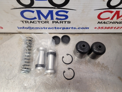 Ford Tw, 700, 600 S Tw5, Tw20, Tw30 Brake Master Cylinder Repair Kit C7nn2004a - Pièces de frein pour Machine agricole: photos 4 Ford Tw, 700, 600 S Tw5, Tw20, Tw30 Brake Master Cylinder Repair Kit C7nn2004a - Pièces de frein pour Machine agricole: photos 4