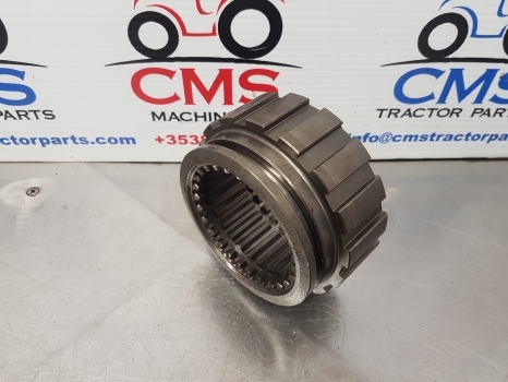 Ford Tw5, Tw35, 8530, 8730, Tw, 30 S. Coupling Sliding Gear 83933554, D8nn7106ca - Arbre à cardan pour Tracteur agricole: photos 4 Ford Tw5, Tw35, 8530, 8730, Tw, 30 S. Coupling Sliding Gear 83933554, D8nn7106ca - Arbre à cardan pour Tracteur agricole: photos 4
