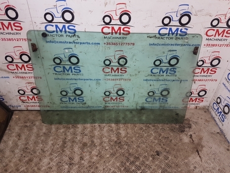 Jcb Fastrac 155-65 Rear Windows Glass, Back Glass 155-65 - Fenêtre et pièces pour Tracteur agricole: photos 2 Jcb Fastrac 155-65 Rear Windows Glass, Back Glass 155-65 - Fenêtre et pièces pour Tracteur agricole: photos 2