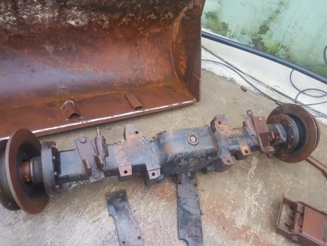 Jcb Fastrac 155t, 135t, 145t, 150t, 125 3155 Rear Axle Housing 454/08401 - Essieu arrière pour Tracteur agricole: photos 1 Jcb Fastrac 155t, 135t, 145t, 150t, 125 3155 Rear Axle Housing 454/08401 - Essieu arrière pour Tracteur agricole: photos 1