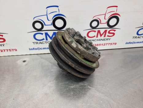 John Deere 1950, 2040, 2140, Crankshaft Pulley R70443 - Tendeur de courroie pour Tracteur agricole: photos 4 John Deere 1950, 2040, 2140, Crankshaft Pulley R70443 - Tendeur de courroie pour Tracteur agricole: photos 4
