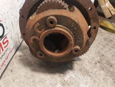John Deere 3040, 2941, 2141, 2541, 3130 Rear Half Axle L33328, L39931, L37258 - Essieu arrière pour Tracteur agricole: photos 4 John Deere 3040, 2941, 2141, 2541, 3130 Rear Half Axle L33328, L39931, L37258 - Essieu arrière pour Tracteur agricole: photos 4