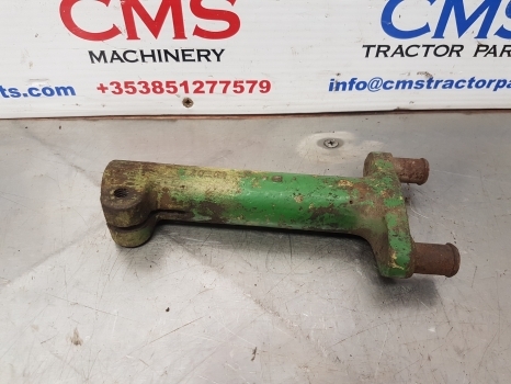 John Deere 3040, 3140, 3640, 3340 Hydraulic Pump Drive Shaft T28263 - Demi arbre pour Tracteur agricole: photos 1 John Deere 3040, 3140, 3640, 3340 Hydraulic Pump Drive Shaft T28263 - Demi arbre pour Tracteur agricole: photos 1