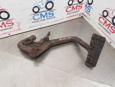 John Deere 3350, 2940, 3140, 3340, 3155 Clutch Pedal L39085, Al6329 - Embrayage et pièces pour Tracteur agricole: photos 2 John Deere 3350, 2940, 3140, 3340, 3155 Clutch Pedal L39085, Al6329 - Embrayage et pièces pour Tracteur agricole: photos 2
