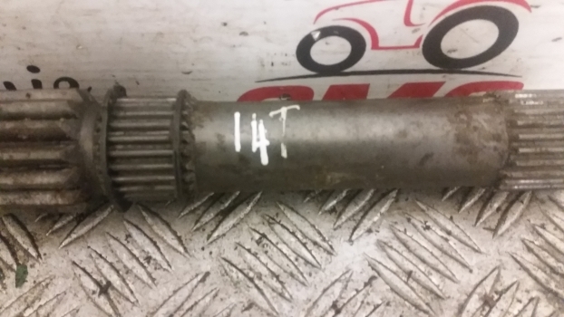 John Deere 5620, 5720, 5820, 5080r, Rn, 5090 R, Rn Half Axle Shaft Left R205518 - Demi arbre pour Tracteur agricole: photos 2 John Deere 5620, 5720, 5820, 5080r, Rn, 5090 R, Rn Half Axle Shaft Left R205518 - Demi arbre pour Tracteur agricole: photos 2