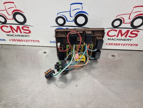 John Deere 6010, 6020, 7020 Series Light Control Panel Al114038, L113569 - Lumière/ Éclairage: photos 3 John Deere 6010, 6020, 7020 Series Light Control Panel Al114038, L113569 - Lumière/ Éclairage: photos 3