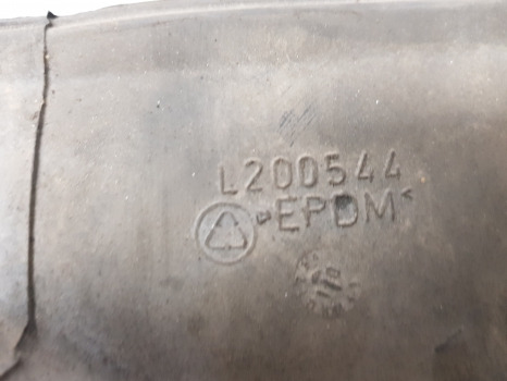 John Deere 6145r, 6r Series, Air Intake Shroud L200544 - Système d'admission d'air: photos 5 John Deere 6145r, 6r Series, Air Intake Shroud L200544 - Système d'admission d'air: photos 5
