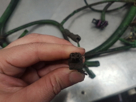 John Deere 6610, 6310, 6410, 6510 Premuim Transmission Wiring Loom Al154393 - Câble/ Fil pour Tracteur agricole: photos 4 John Deere 6610, 6310, 6410, 6510 Premuim Transmission Wiring Loom Al154393 - Câble/ Fil pour Tracteur agricole: photos 4