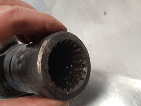 John Deere 6820, 6920, 7330, 6930 Universal Driveshaft Al175567, Al170005 - Demi arbre pour Tracteur agricole: photos 4 John Deere 6820, 6920, 7330, 6930 Universal Driveshaft Al175567, Al170005 - Demi arbre pour Tracteur agricole: photos 4