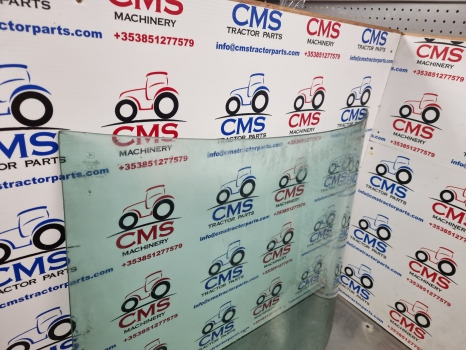 John Deere Sg 2 Cab 40, 50, 55 Series,windscreen Upper Right R50753 - Fenêtre et pièces: photos 3 John Deere Sg 2 Cab 40, 50, 55 Series,windscreen Upper Right R50753 - Fenêtre et pièces: photos 3