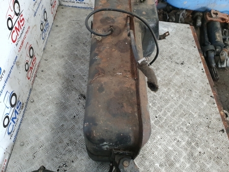 Lamborghini 1106 4wd Right Hand Side Diesel Tank 0.257.8143.3/40 - Réservoir de carburant pour Tracteur agricole: photos 4 Lamborghini 1106 4wd Right Hand Side Diesel Tank 0.257.8143.3/40 - Réservoir de carburant pour Tracteur agricole: photos 4