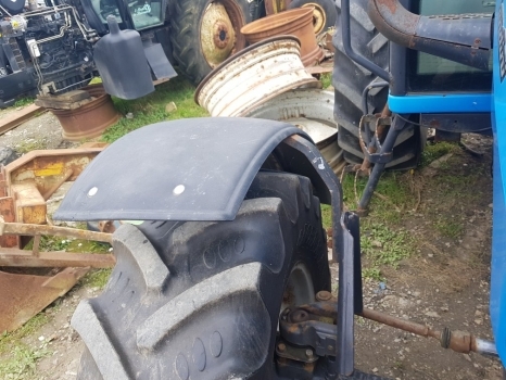 Landini Vision 105 Mythos 100 Cab Mudguard Fender Front Kit - Aile pour Tracteur agricole: photos 4 Landini Vision 105 Mythos 100 Cab Mudguard Fender Front Kit - Aile pour Tracteur agricole: photos 4