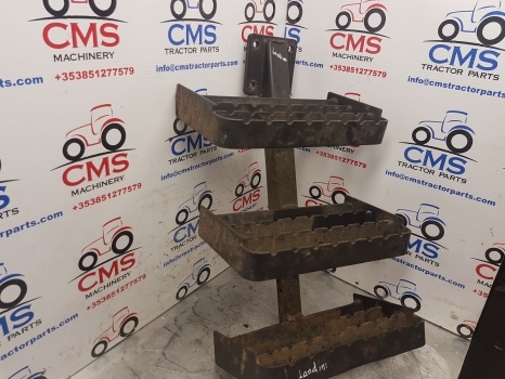 Landini Vision 95 Foot Step Rhs Complete 3655406j9b, 3657591j9c - Marchepied pour Tracteur agricole: photos 2 Landini Vision 95 Foot Step Rhs Complete 3655406j9b, 3657591j9c - Marchepied pour Tracteur agricole: photos 2