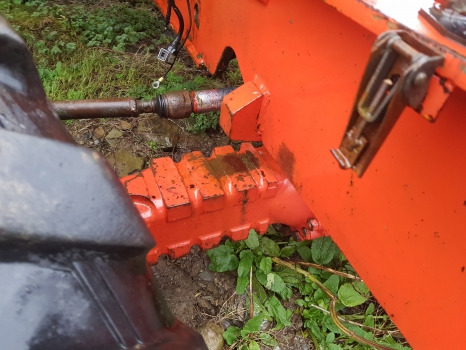 Manitou Mt 728.4 Clark Hurth 279/247 Rear Axle Complete 217708, 27906001619 - Essieu arrière: photos 5 Manitou Mt 728.4 Clark Hurth 279/247 Rear Axle Complete 217708, 27906001619 - Essieu arrière: photos 5