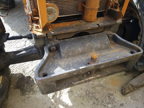 Massey Ferguson 5455, 5445, 5612, 5712, 5713 Front Weight Carrier 4270492m1 - Contrepoids: photos 4 Massey Ferguson 5455, 5445, 5612, 5712, 5713 Front Weight Carrier 4270492m1 - Contrepoids: photos 4