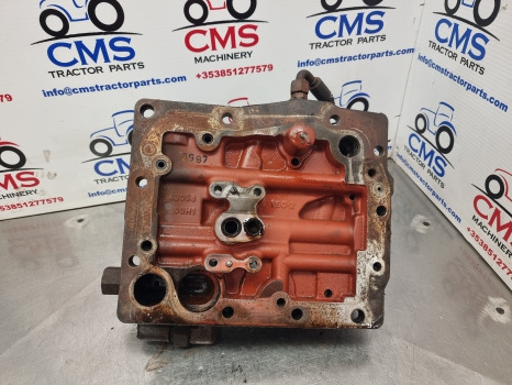 Massey Ferguson 5612, 5600 Hydraulic Valve Cover 4305800h1, 4360782m1 - Hydraulique: photos 4 Massey Ferguson 5612, 5600 Hydraulic Valve Cover 4305800h1, 4360782m1 - Hydraulique: photos 4
