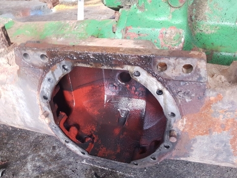Massey Ferguson 6180 Front Axle Housing Casting 3429980r2, 3429979m91, Ag125 - Essieu avant pour Tracteur agricole: photos 4 Massey Ferguson 6180 Front Axle Housing Casting 3429980r2, 3429979m91, Ag125 - Essieu avant pour Tracteur agricole: photos 4