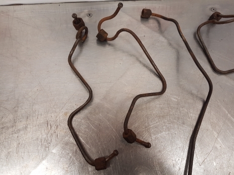 Massey Ferguson 65 Mk1, Fuel Injector Line Set 000000 - Système de carburant pour Tracteur agricole: photos 5 Massey Ferguson 65 Mk1, Fuel Injector Line Set 000000 - Système de carburant pour Tracteur agricole: photos 5