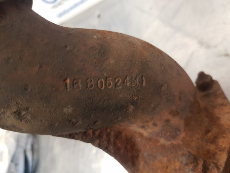 Massey Ferguson 690, 365, 390 Exhaust Manifold, Elbow 3778h072, 1680524m1 - Système d'échappement: photos 5 Massey Ferguson 690, 365, 390 Exhaust Manifold, Elbow 3778h072, 1680524m1 - Système d'échappement: photos 5