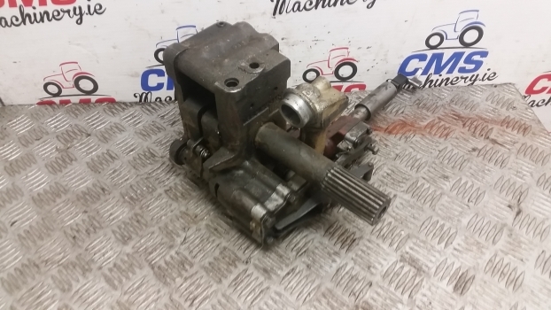 Massey Ferguson Hydraulic Lift Pump 1868429m1, 1869963m3, 1869961m1 - Pompe hydraulique pour Tracteur agricole: photos 2 Massey Ferguson Hydraulic Lift Pump 1868429m1, 1869963m3, 1869961m1 - Pompe hydraulique pour Tracteur agricole: photos 2