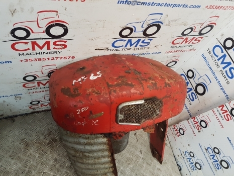 Massey Ferguson Pre 100 Series, 65 Nose Cone Original 829196m91, 829197m91 - Carrosserie et extérieur pour Tracteur agricole: photos 2 Massey Ferguson Pre 100 Series, 65 Nose Cone Original 829196m91, 829197m91 - Carrosserie et extérieur pour Tracteur agricole: photos 2