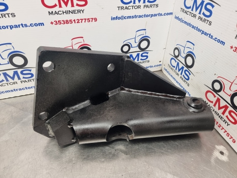 Mccormick Xtx 165, Landini Powermax, Stabiliser Bracket Rh 4220238m91 - Suspension: photos 5 Mccormick Xtx 165, Landini Powermax, Stabiliser Bracket Rh 4220238m91 - Suspension: photos 5