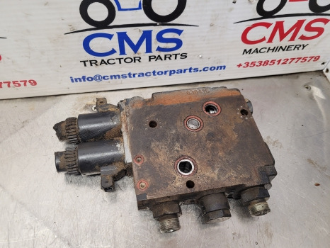 New Holland Case Tsa, T6000, T6, T5 Maxxum Lift Draft Control Valve 84175671 - Hydraulique: photos 2 New Holland Case Tsa, T6000, T6, T5 Maxxum Lift Draft Control Valve 84175671 - Hydraulique: photos 2
