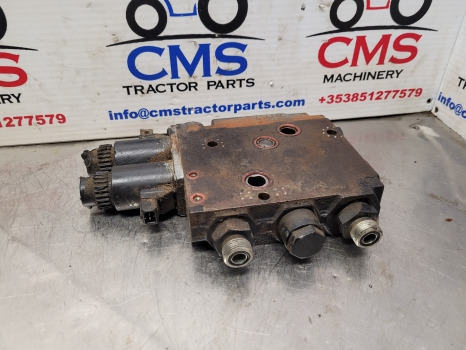 New Holland Case Tsa, T6000, T6, T5 Maxxum Lift Draft Control Valve 84175671 - Hydraulique: photos 1 New Holland Case Tsa, T6000, T6, T5 Maxxum Lift Draft Control Valve 84175671 - Hydraulique: photos 1