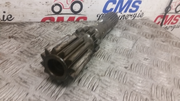 New Holland T5.100, T5.110. T5.120 Sun Gear Shaft Lhs 84559623 - Transmission pour Tracteur agricole: photos 3 New Holland T5.100, T5.110. T5.120 Sun Gear Shaft Lhs 84559623 - Transmission pour Tracteur agricole: photos 3
